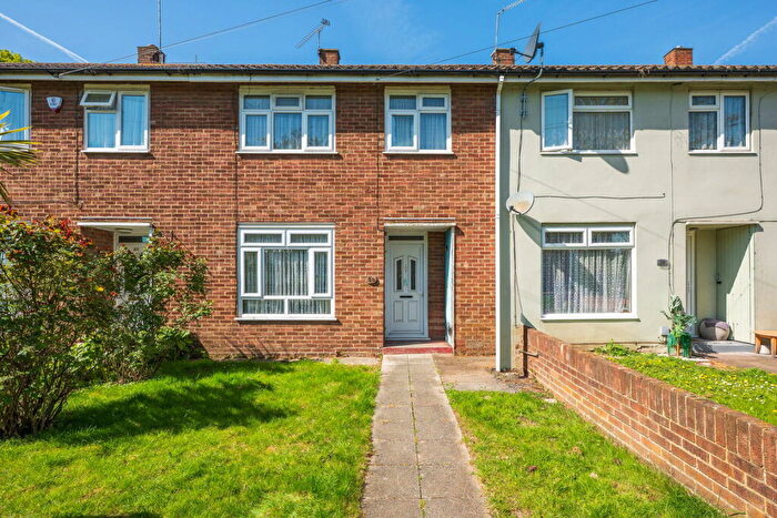 3 Bedroom Terraced House For Sale In Brimpsfield Close, Abbey Wood, SE2