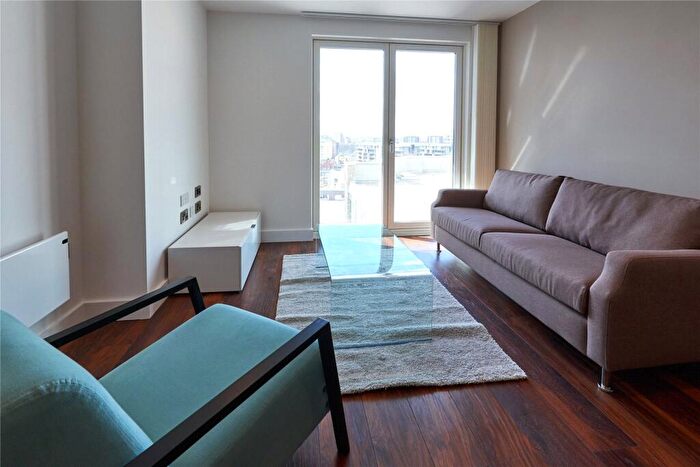 2 Bedroom Apartment To Rent In New Bridge Street Salford, M3