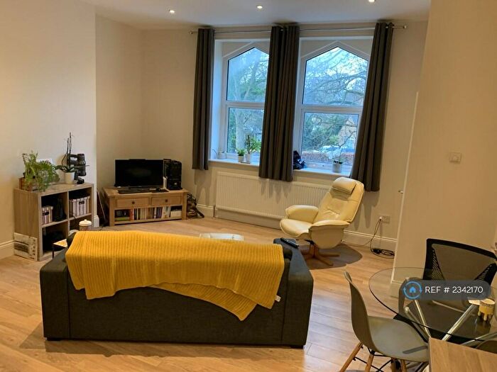 1 Bedroom Flat To Rent In Otley Road, Leeds, LS16