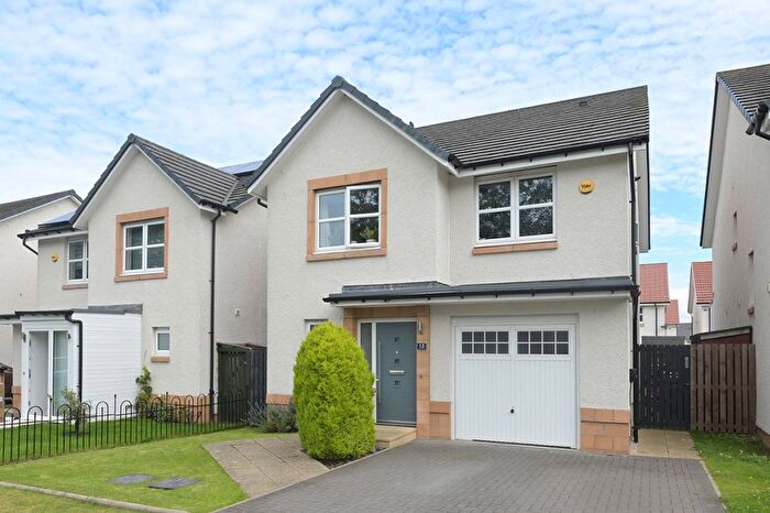 4 Bedroom Detached House For Sale In Bill Douglas Grove, Newcraighall, Edinburgh, EH21