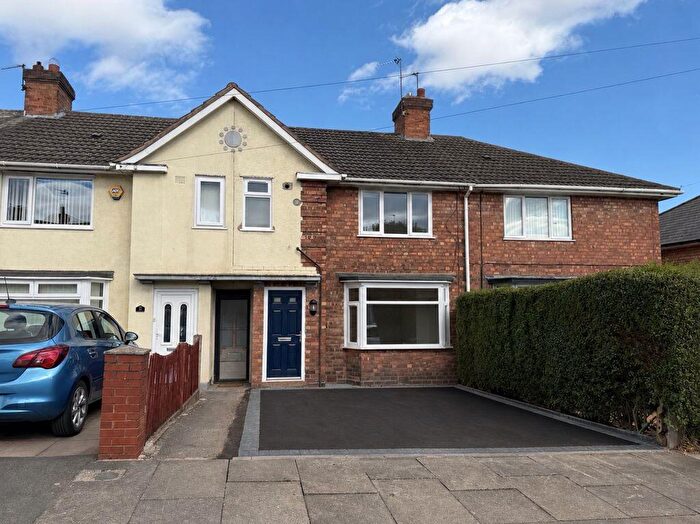 3 Bedroom Terraced House For Sale In Elswick Road, Kingstanding, Birmingham, B44