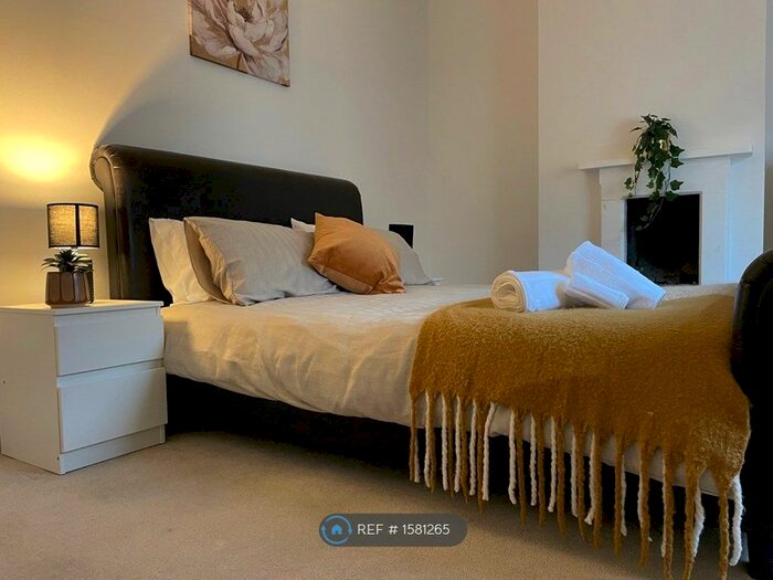 4 Bedroom Terraced House To Rent In Robinhood Street, Gloucester, GL1