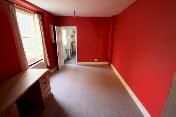 4 Bedroom Terraced House To Rent In Quicks Road, Wimbledon, SW19