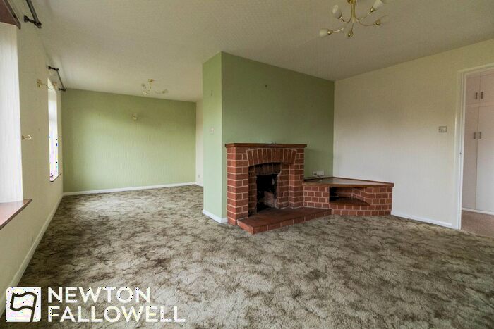 3 Bedroom Bungalow For Sale In St Martins Road, North Leverton, DN22