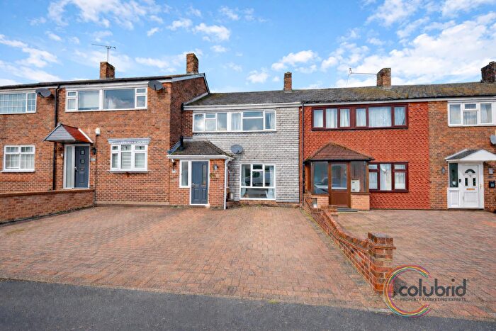 3 Bedroom Terraced House For Sale In Great Mistley, Basildon, SS16