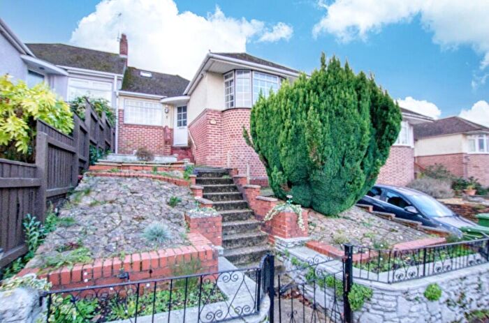 3 Bedroom Semi-Detached Bungalow For Sale In Chessel Crescent, Southampton, Hampshire, SO19