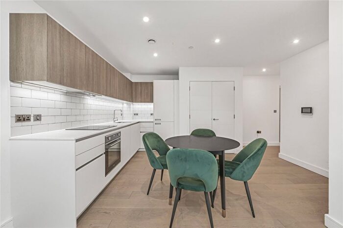 1 Bedroom Flat For Sale In Clapham Road, London, SW9