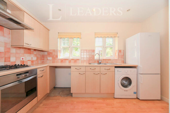 2 Bedroom Flat To Rent In Frenchs Gate -, LU6