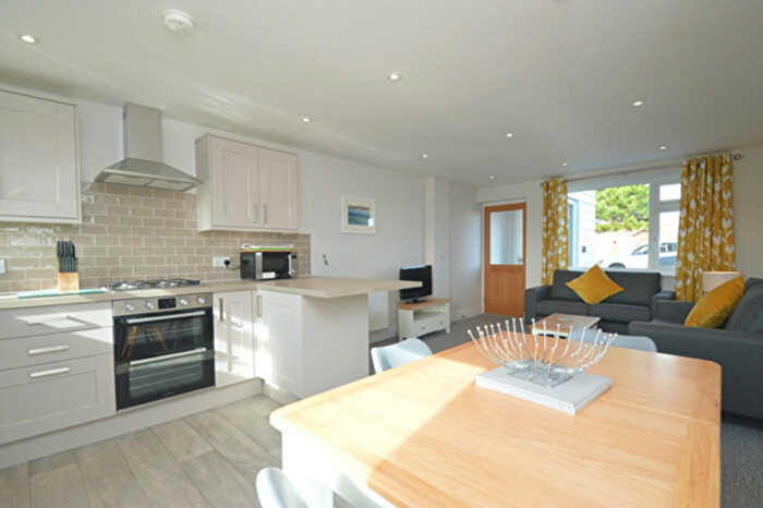 2 Bedroom Bungalow To Rent In Yaverland Road, Sandown, PO36