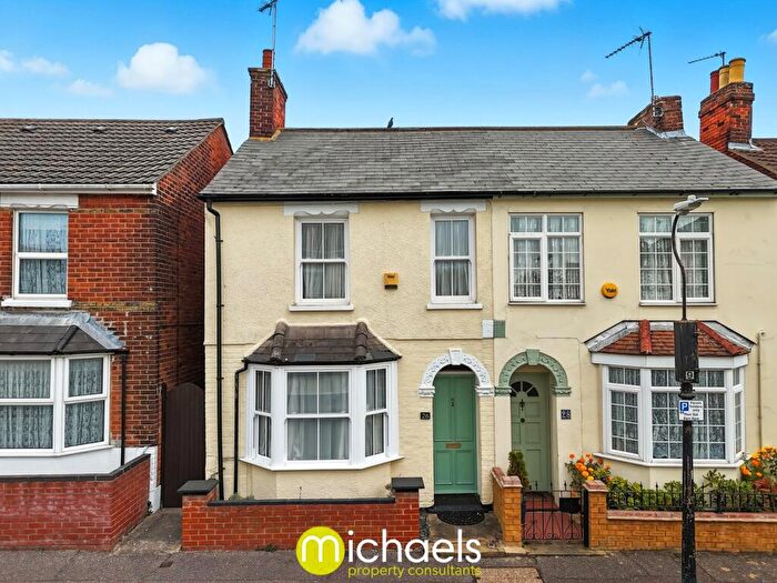 3 Bedroom Semi-Detached House For Sale In Kendall Road, Colchester, CO1