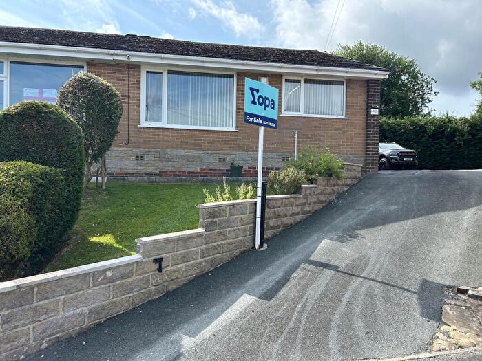 2 Bedroom Bungalow For Sale In Elizabeth Crescent, Wyke, Bradford, BD12