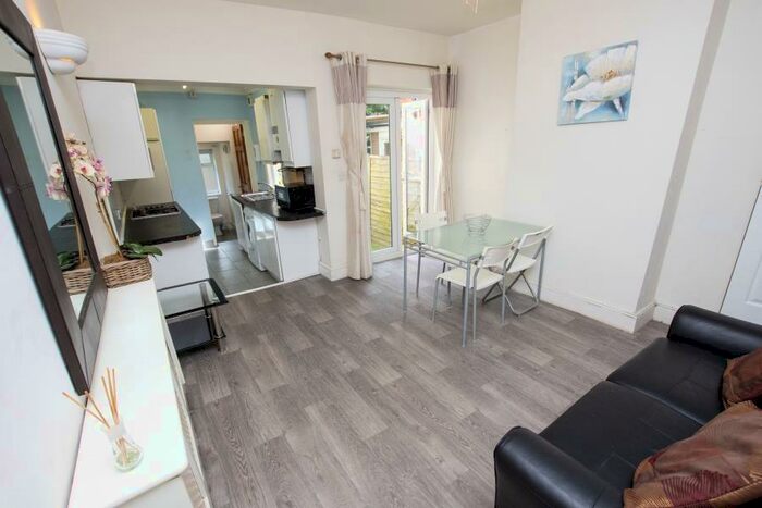 4 Bedroom Terraced House To Rent In Harborne Park Road, B17