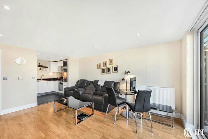 1 Bedroom Flat To Rent In Merryweather Place, London, SE10