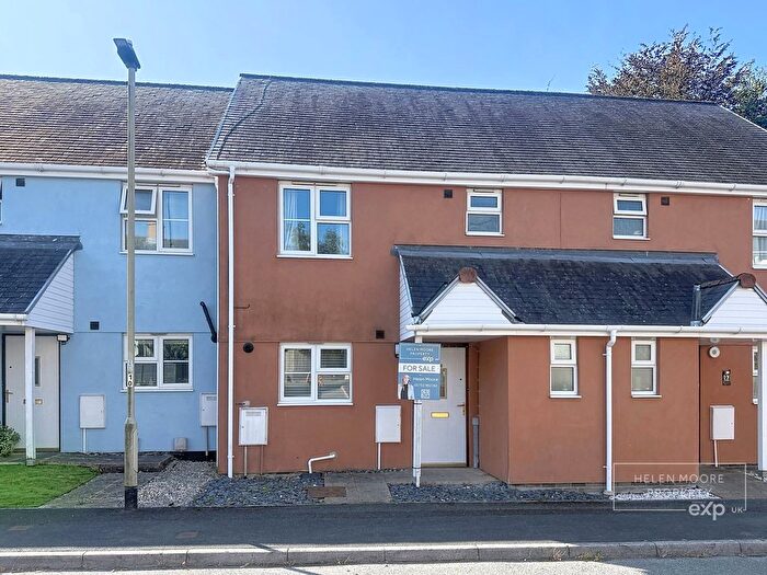 3 Bedroom Terraced House For Sale In Bowdens Park, Ivybridge, Devon, PL21