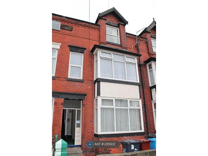 Studio To Rent In Milton Grove, Manchester, M16