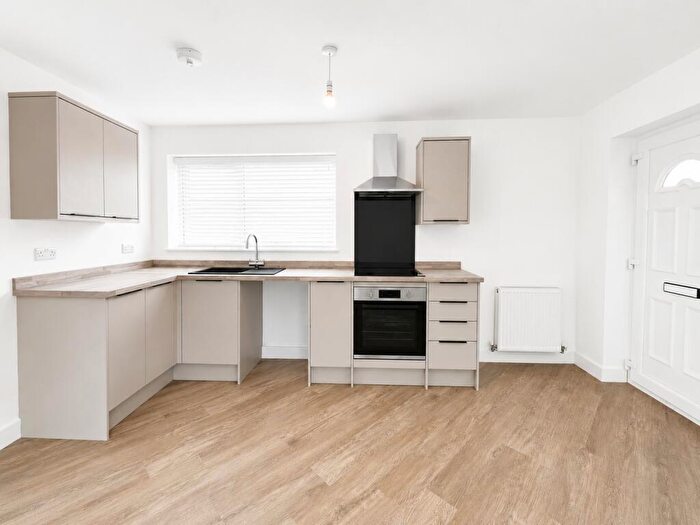 2 Bedroom Maisonette To Rent In Canberra Crescent, West Bridgford, Nottingham, NG2