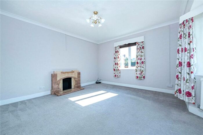 2 Bedroom Bungalow For Sale In Burghley Street, Bourne, Lincolnshire, PE10