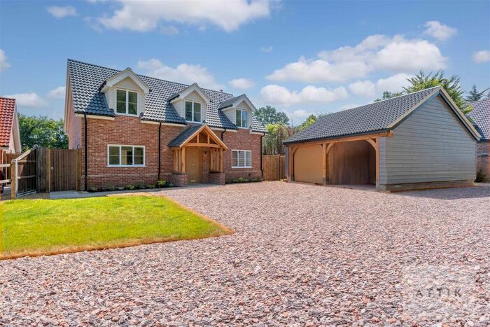 4 Bedroom Detached House For Sale In Attleborough Road, Great Ellingham, Attleborough, NR17