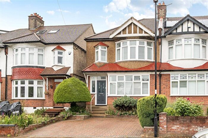 3 Bedroom Semi-Detached House For Sale In Dawlish Avenue, Palmers Green, London, N13