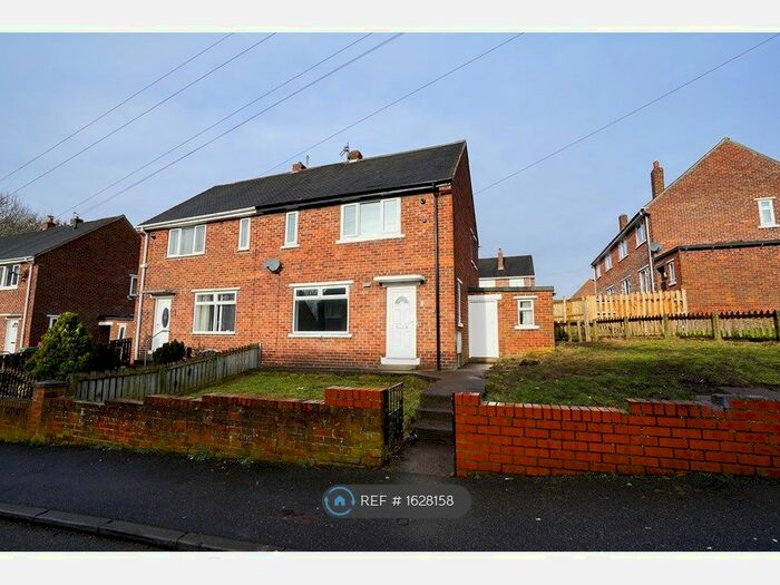3 Bedroom Semi-Detached House To Rent In Loweswater Avenue, Easington Lane, Houghton Le Spring, DH5