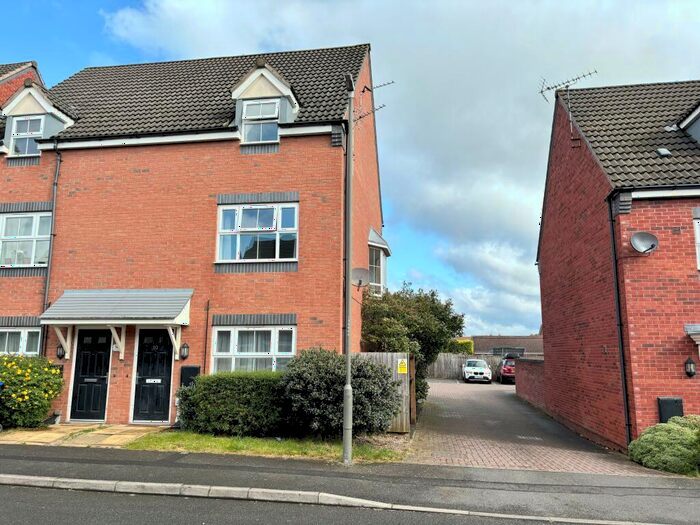 2 Bedroom Semi-Detached House To Rent In Gough Grove, Long Eaton, NG10