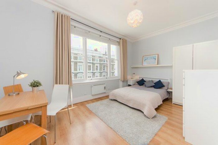 Studio To Rent In Finborough Road, London, SW10