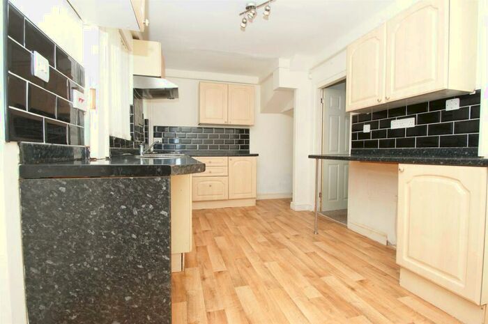 2 Bedroom End Of Terrace House To Rent In Albury Drive, Nottingham, NG8