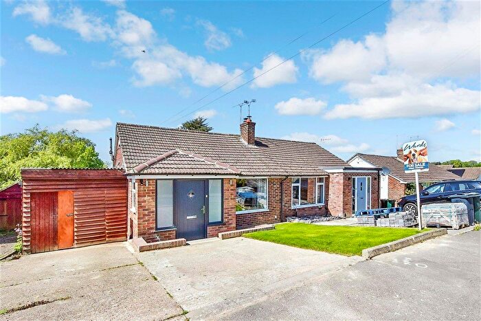 2 Bedroom Semi-Detached Bungalow For Sale In Wayside Avenue, Tenterden, Kent, TN30