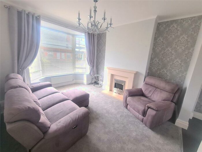 3 Bedroom Semi-Detached House To Rent In Chorley Old Road, Bolton, Greater Manchester, BL1