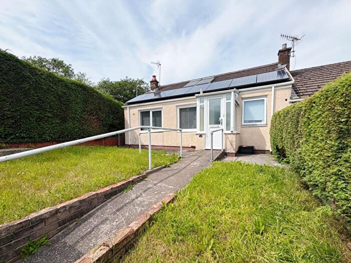 2 Bedroom Terraced Bungalow For Sale In Maes Pwll, Clyne, SA11