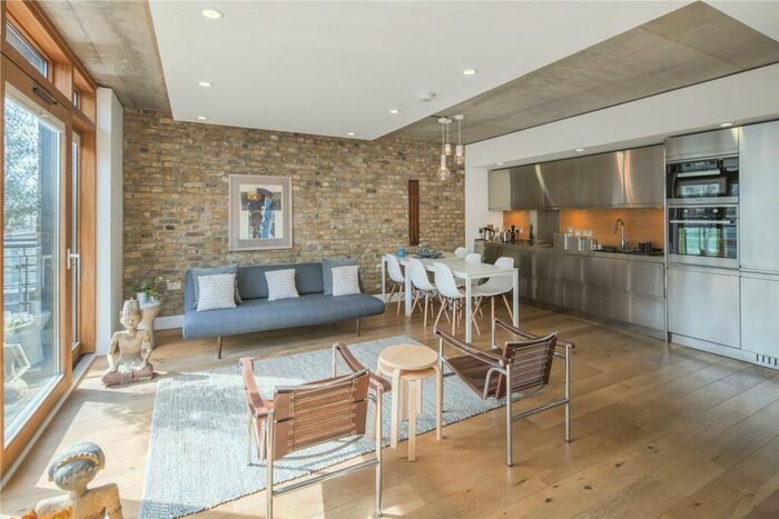 2 Bedroom Apartment To Rent In Oval Road, Camden, London, NW1