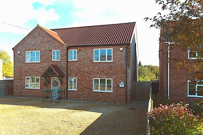 3 Bedroom Semi-Detached House For Sale In Gaultree Square, Emneth, Wisbech, PE14