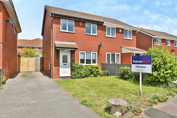 2 Bedroom Semi-Detached House For Sale In Thorncombe Close, Muscliff, Bournemouth, Dorset, BH9