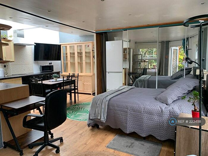 1 Bedroom Bungalow To Rent In Villacourt Rd, London, SE18