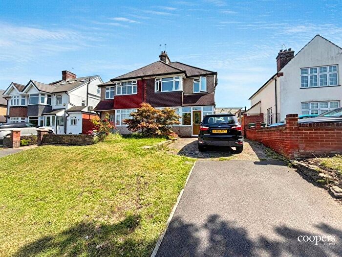 3 Bedroom Semi Detached House To Rent In Eastcote Road, Ruislip, HA4