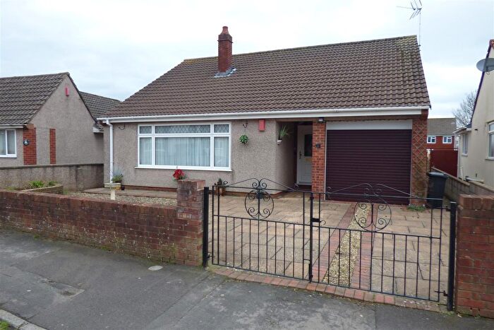 2 Bedroom Detached Bungalow To Rent In Boscombe Crescent, Downend, Bristol, BS16