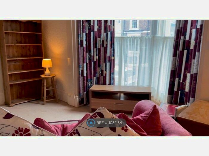 1 Bedroom Flat To Rent In Mulgrave Place, Whitby YO21