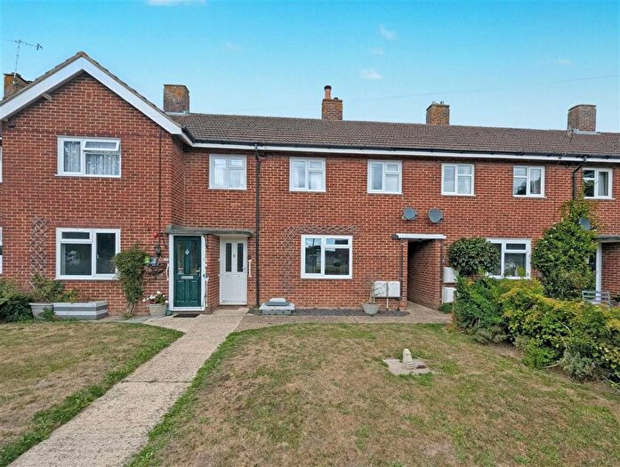 2 Bedroom Flat For Sale In Westwood Road, East Peckham, Tonbridge, TN12