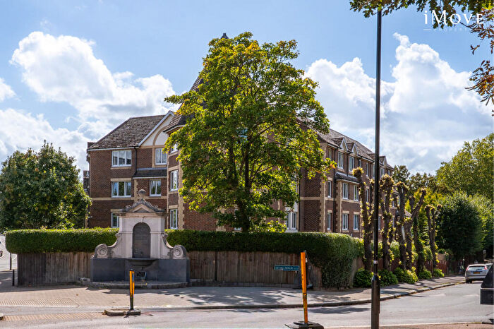 1 Bedroom Flat For Sale In Homewalk House, London, SE26