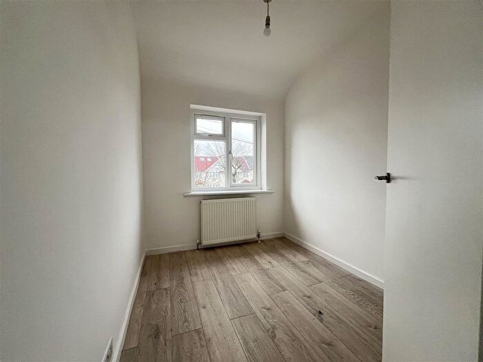 4 Bedroom Terraced House To Rent In Victoria Avenue, Wembley, HA9