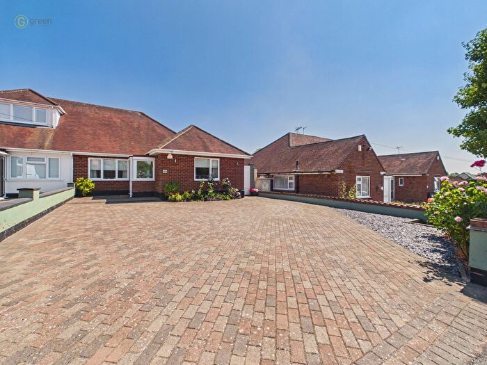 3 Bedroom Semi-detached Bungalow For Sale In Plants Brook Road, Sutton Coldfield, B76