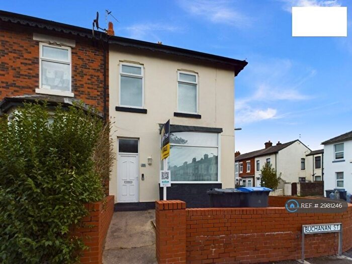 3 Bedroom End Of Terrace House To Rent In Buchanan St, Blackpool, FY1
