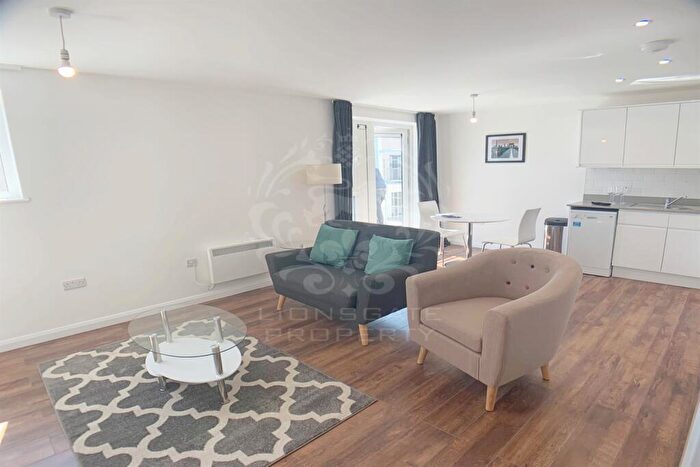 1 Bedroom Apartment To Rent In Grand Union House, SL2