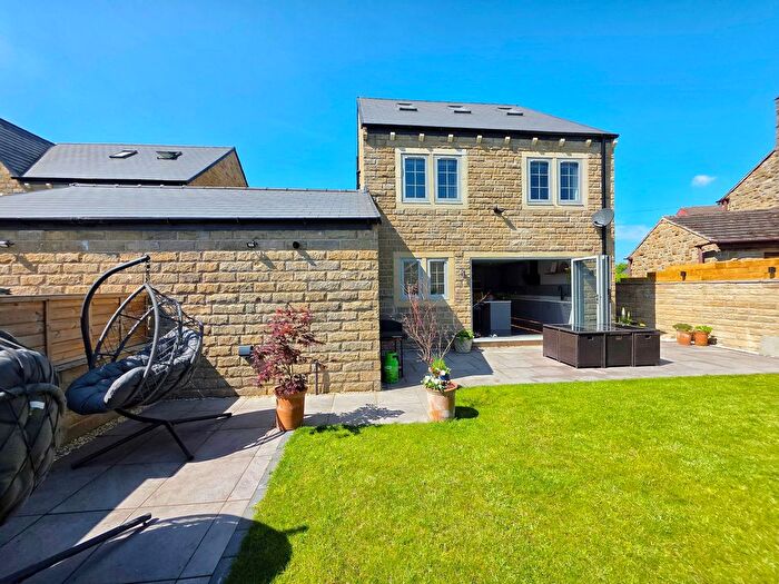 4 Bedroom Detached House For Sale In George Street, South Hiendley, Barnsley, S72