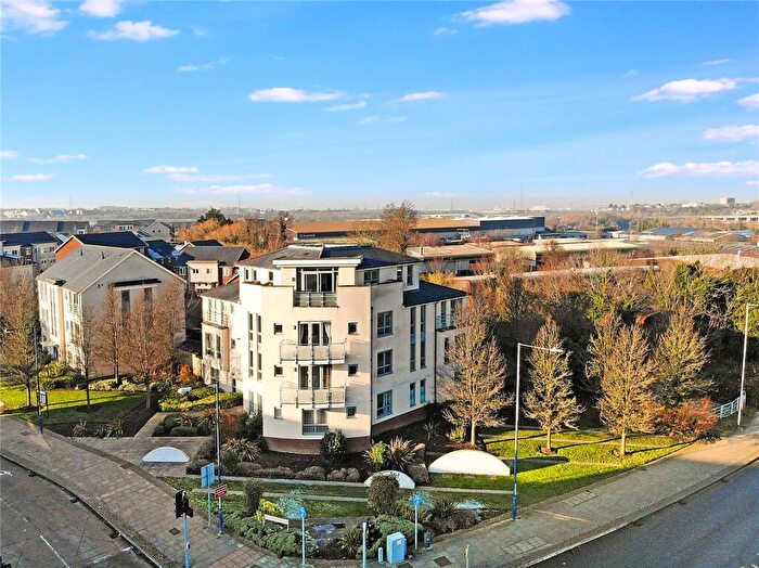 2 Bedroom Penthouse To Rent In Springhead Parkway, Northfleet, Gravesend, Kent, DA11