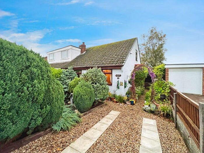 2 Bedroom Bungalow For Sale In Sandown Crescent, Little Lever, BL3