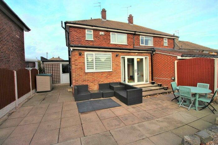 3 Bedroom Semi-Detached House To Rent In Homestead Drive, Brinsworth, Rotherham, S60