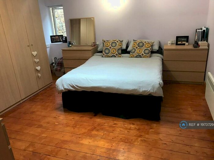 1 Bedroom Flat To Rent In Kentish Town Road, London, NW5