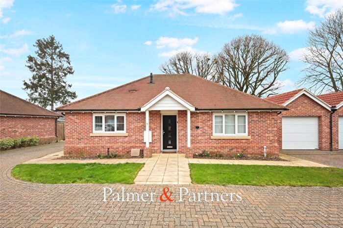 3 Bedroom Bungalow For Sale In Godwin Close, Prettygate, Colchester, Essex, CO3