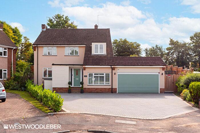 4 Bedroom Detached House To Rent In St. Catherines Road, Broxbourne, EN10